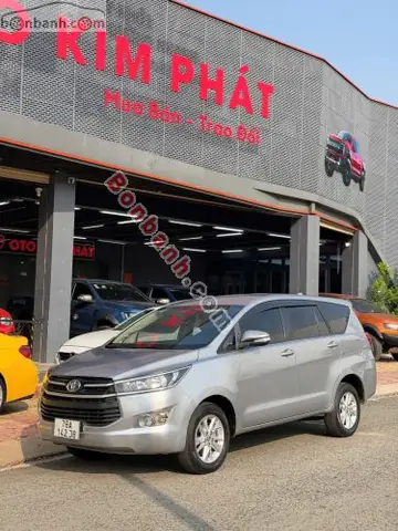 Giá Bán Xe Toyota Innova 2017