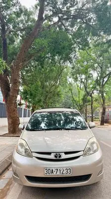 Giá Bán Xe Toyota Sienna 2017