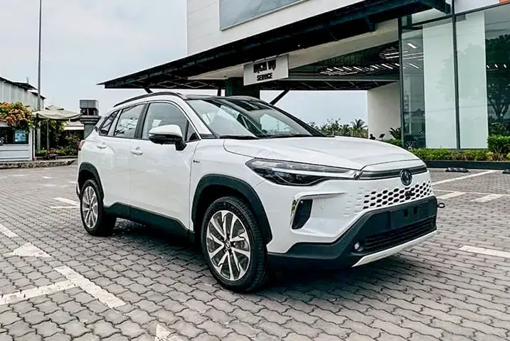 Gia Gian Lanh Xe Toyota Corolla
