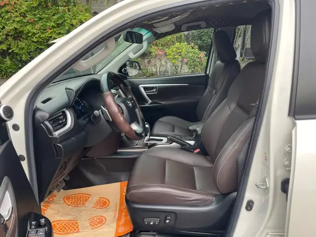 Giá Lăn Bánh Toyota Fortuner 2.7at 2019