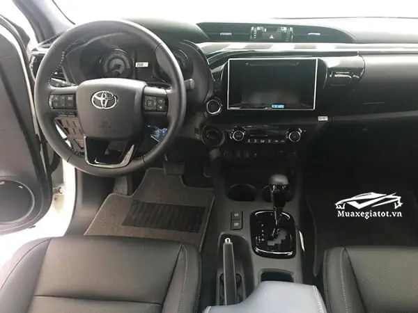 Giá Lăn Bánh Toyota Hilux 2018