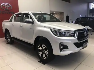 Giá Lăn Bánh Toyota Hilux 2019 Giá Lăn Bánh Toyota Hilux 2019
