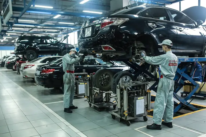 Giá Phụ Tùng Xe Ô Tô Toyota