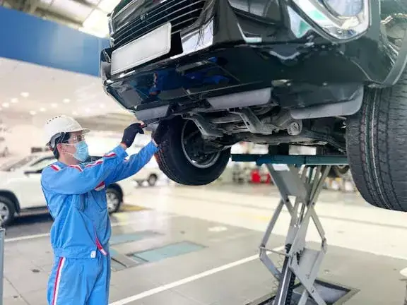 Giá Test Xe Hãng Toyota Tân Phú