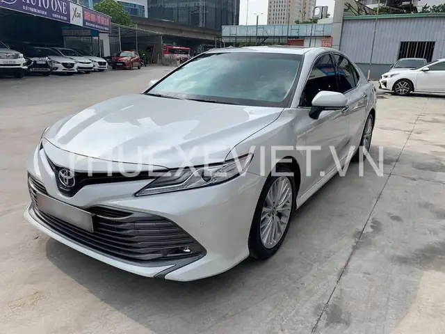 Giá Thuê Xe Oto Toyota Camry Tháng