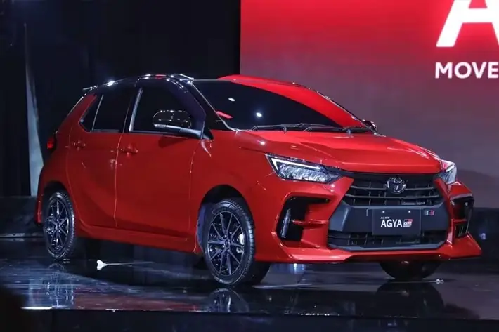 Gia Toyota Agya Tai Viet Nam