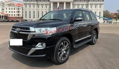 Giá Toyota Land Cruiser V8 Prix