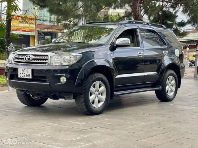 Giá Trị Xe Toyota Fortuner 2011
