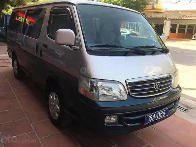 Gia Tri Xe Toyota Hiachi 2004