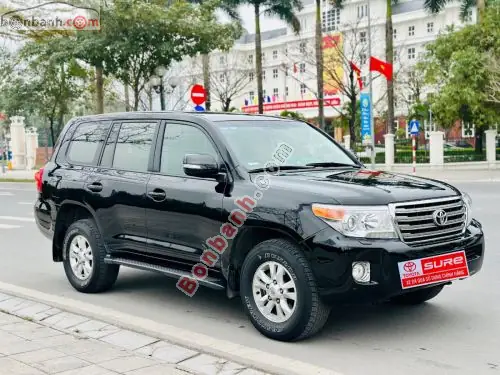 Gia Tri Xe Toyota Landcruiser Vx 2015