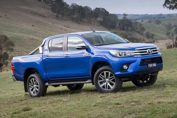 Giá Xe Bán Tải Toyota Hilux 2017 Giá Xe Bán Tải Toyota Hilux 2017
