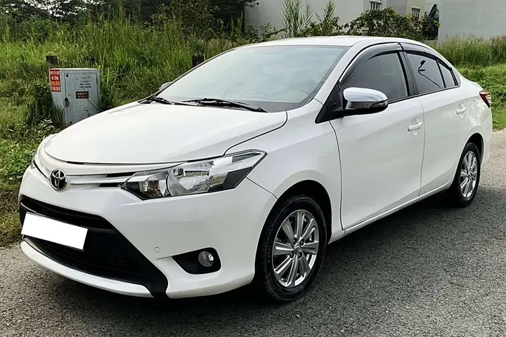 Giá Xe Hơi Toyota Vios Cũ