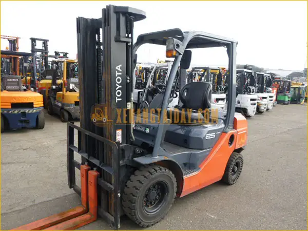 Giá Xe Nâng Toyota 2 5 Tấn