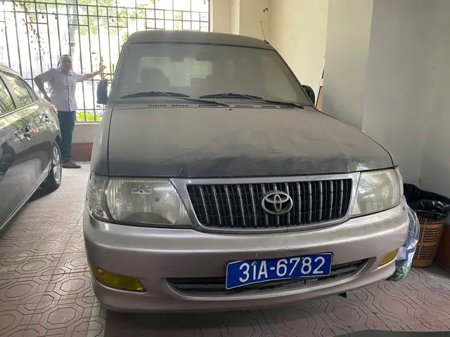 Giá Xe Ô Tô Con 7 Chõ Hang Toyota Zace