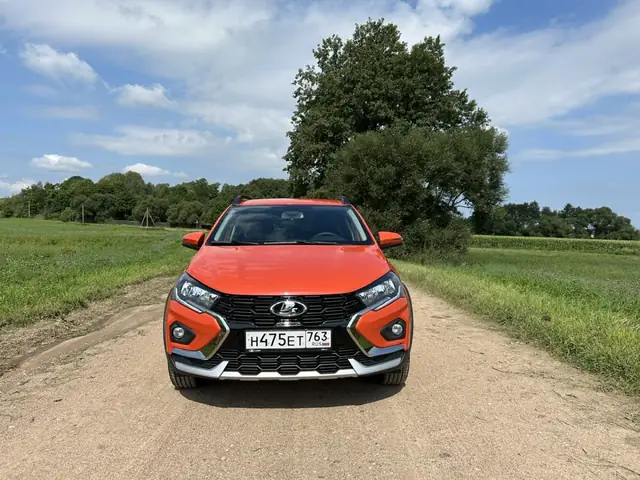 Gia Xe O To Lada 5 Cho Toyota