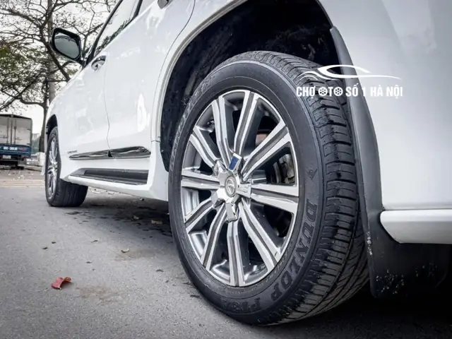 Giá Xe Ô Tô Toyota Lexus 570 Cũ