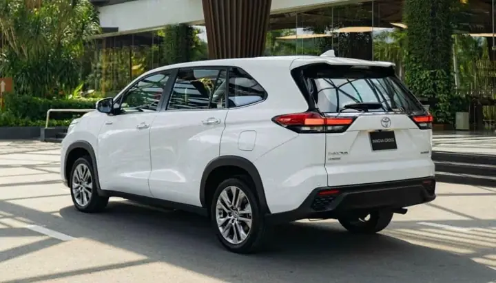 Giá Xe Ô Tô Toyota Nhập Khẩu