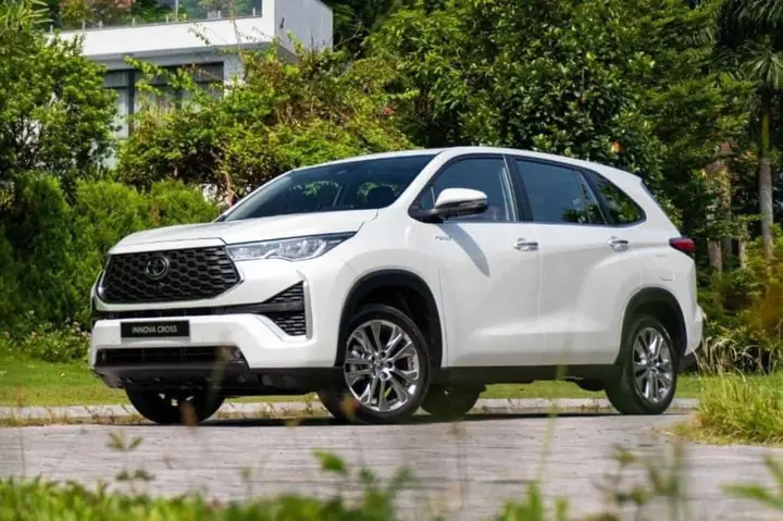 Giá Xe Ô Tô Toyota Nhập Khẩu