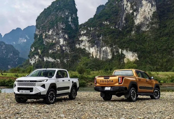 Giá Xe Ô Tô Toyota Tải Pickup Cabin Kép Giá Xe Ô Tô Toyota Tải Pickup Cabin Kép