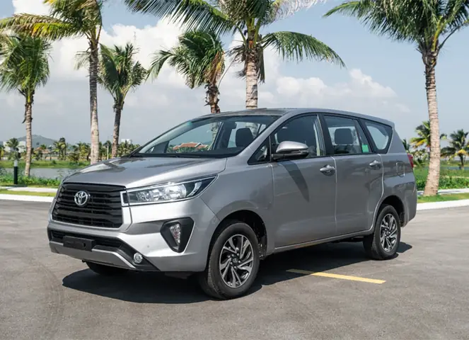 Gia Xe Oto Toyota 7 Cho Cho Thuê