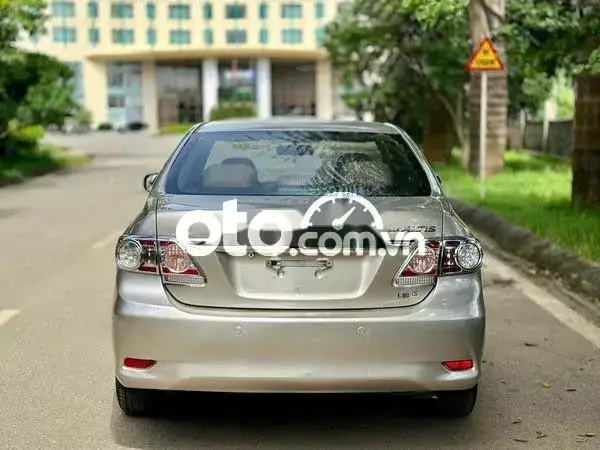 Gia Xe Oto Toyota Corolla Altis 2013