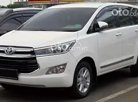 Gia Xe Oto Toyota Innova 2017