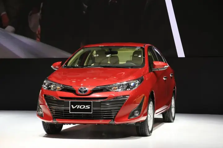 Giá Xe Oto Toyota Tháng 11 2018
