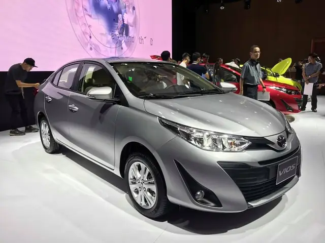 Giá Xe Oto Toyota Tháng 11 2018 Giá Xe Oto Toyota Tháng 11 2018