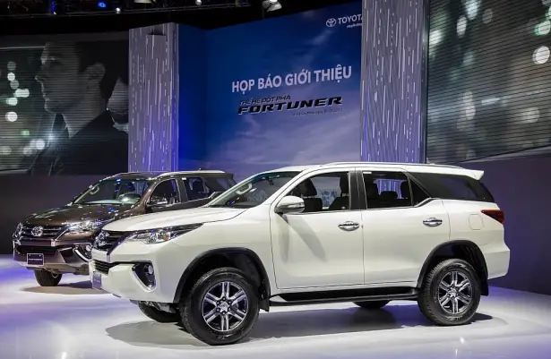 Gia Xe Oto Toyota Thang 3 2018