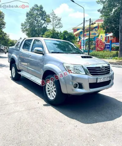 Giá Xe Pickup Toyota Hilux G 2014 Giá Xe Pickup Toyota Hilux G 2014