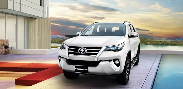 Giá Xe Toyota 7 Chỗ 2017