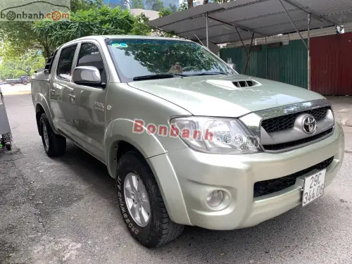 Giá Xe Toyota Bán Tải 2011