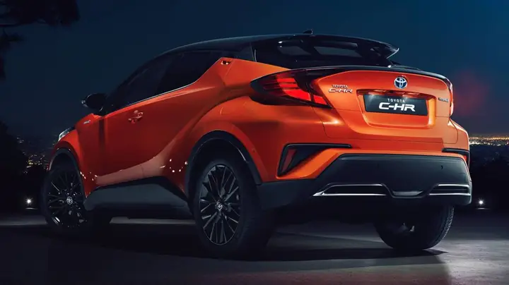 Giá Xe Toyota C-hr Hybrid 2019 Giá Xe Toyota C-hr Hybrid 2019