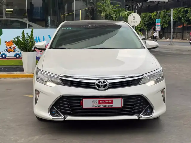 Giá Xe Toyota Camry 2.0 2019 Giá Xe Toyota Camry 2.0 2019