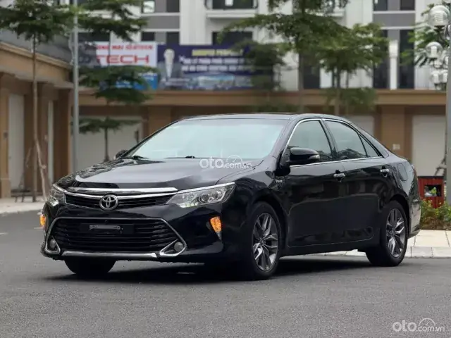 Giá Xe Toyota Camry 2.0e 2017 Giá Xe Toyota Camry 2.0e 2017