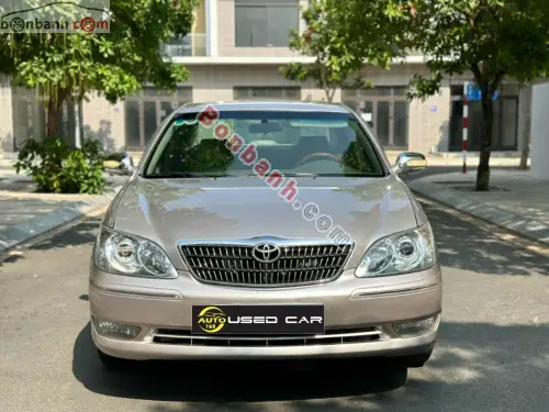 Giá Xe Toyota Camry 2.4 Đời 2004