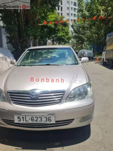 Gia Xe Toyota Camry Doi 2004