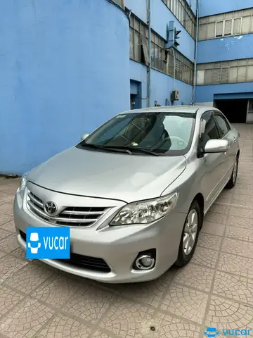 Gia Xe Toyota Collora Altis Da Qua Su Dung 2013