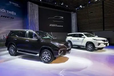 Giá Xe Toyota Fortuner 2019 Mt Lăn Bánh