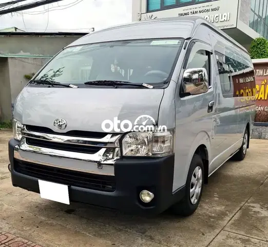 Giá Xe Toyota Hiace 16 Chỗ 2014