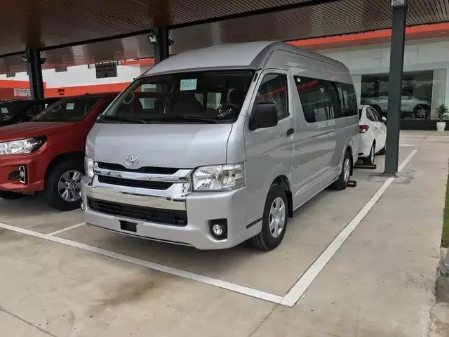 Giá Xe Toyota Hiace 16 Chỗ 2019 Giá Xe Toyota Hiace 16 Chỗ 2019