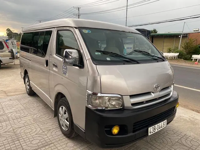 Giá Xe Toyota Hiace Car Tại Thời Điểm Năm 2014