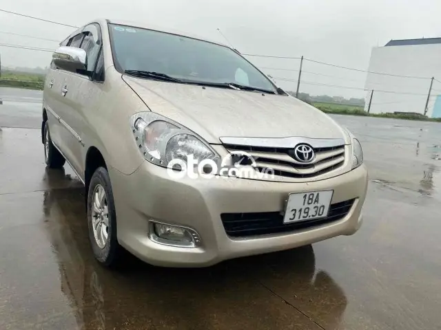 Gia Xe Toyota Inno Va Doi 2011