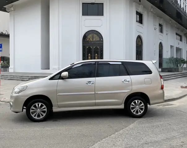 Giá Xe Toyota Innova 2014 Bon Bánh