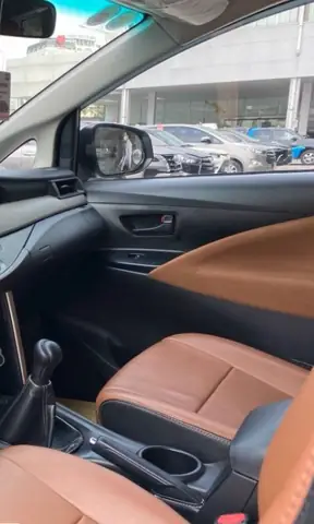 Giá Xe Toyota Innova E 2017