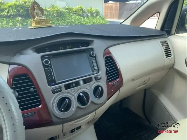 Gia Xe Toyota Innova G 2006