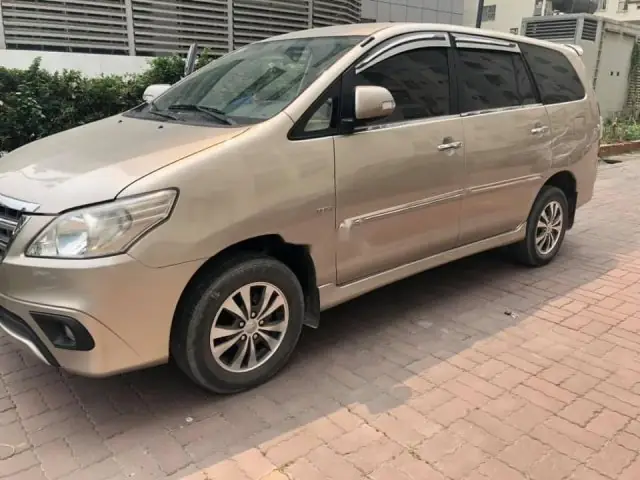 Gia Xe Toyota Inova Doi 2013