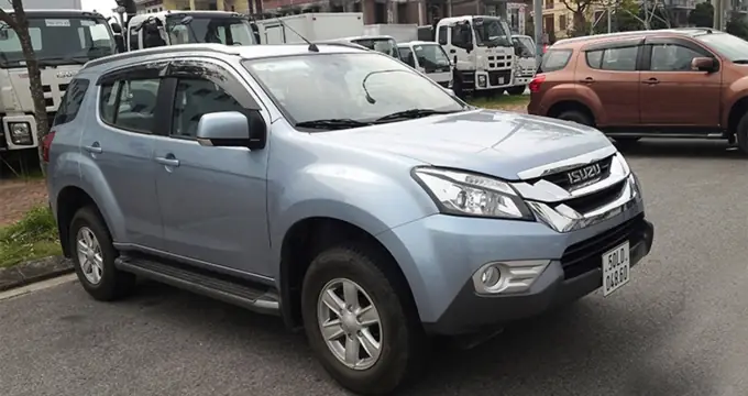 Giá Xe Toyota Isuzu Mu-x Tại Thời Điểm 2016 Giá Xe Toyota Isuzu Mu-x Tại Thời Điểm 2016