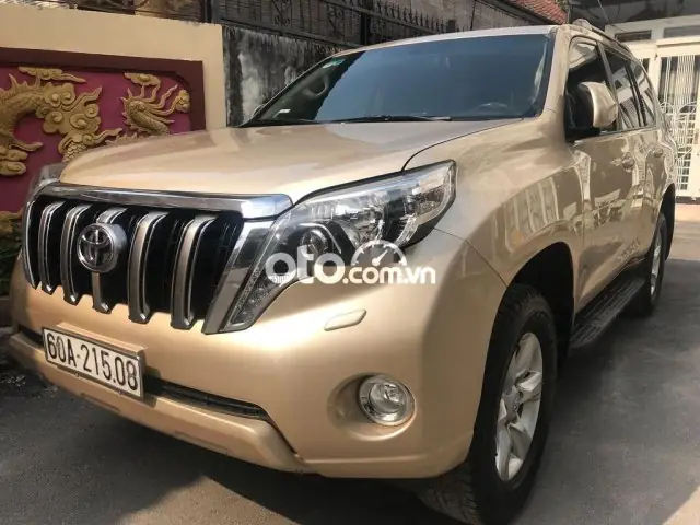 Giá Xe Toyota Land Cruiser 2010