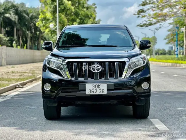 Giá Xe Toyota Land Cruiser Prado 2014